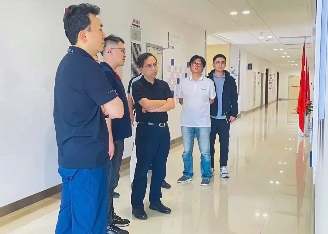 1698746401585660.jpg 640.jpg